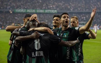 Kocaelispor ilk yarıda Galatasaray’ı geçti.