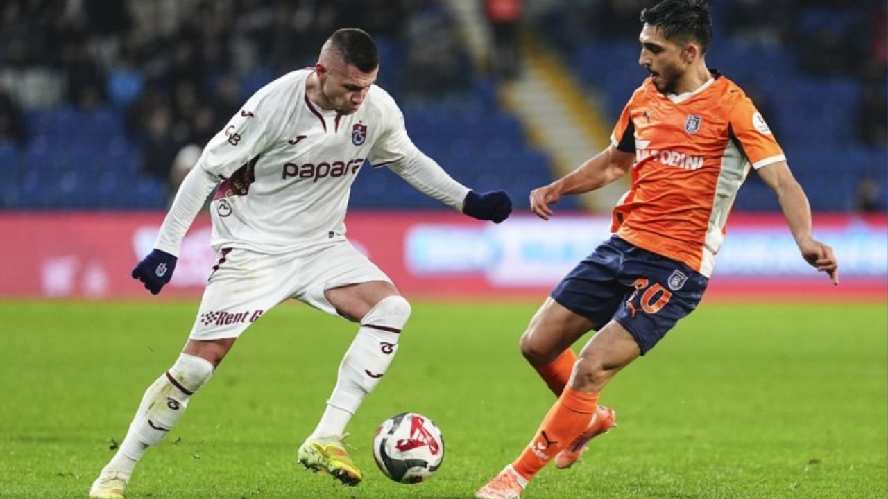 Trabzonspor, Başakşehir'i 4-3'lük galibiyetle devirdi