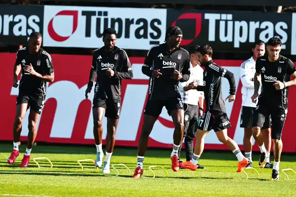 besiktas-samsunspor-maci-hazirliklarina-devam-19278296_amp.jpg