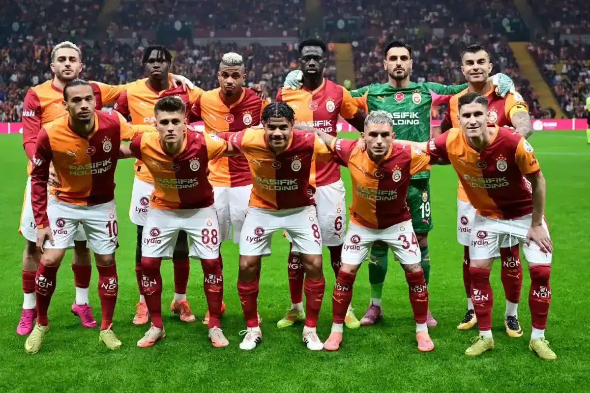 galatasaray-da-sallai-den-sonra-bir-yildiz-daha-19282943_5153_amp.jpg