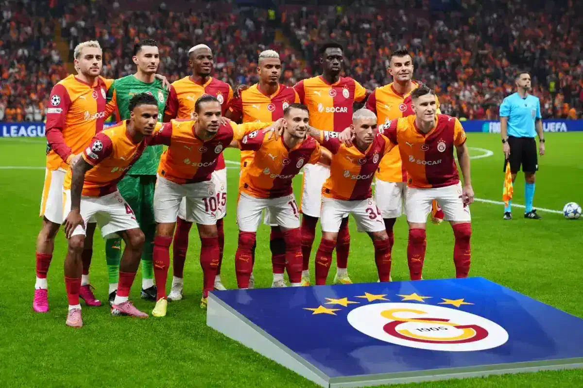 galatasaray-in-yildizi-sezonun-ilk-yarisini-19226215_678_amp.jpg