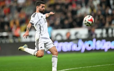 Rafa Silva’yı hedefleyen iki kulüp