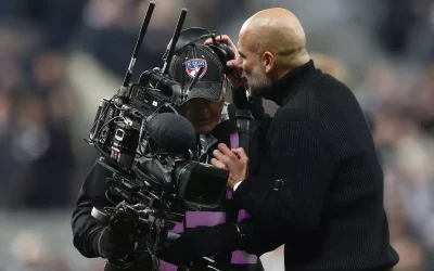 Guardiola, mağlubiyetin ardından kameramana özür diledi.