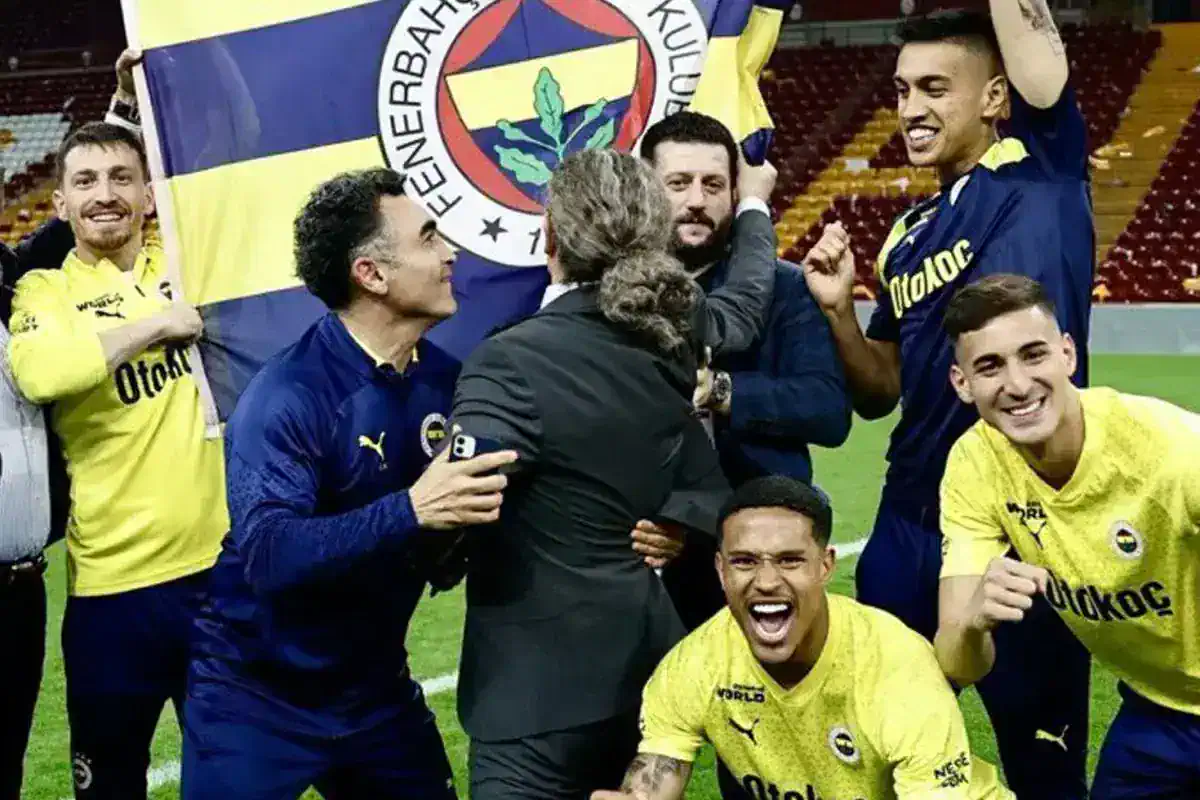 mutalaa-aciklandi-fenerbahceli-2-futbolcu-olmak-19250759_3152_amp.jpg