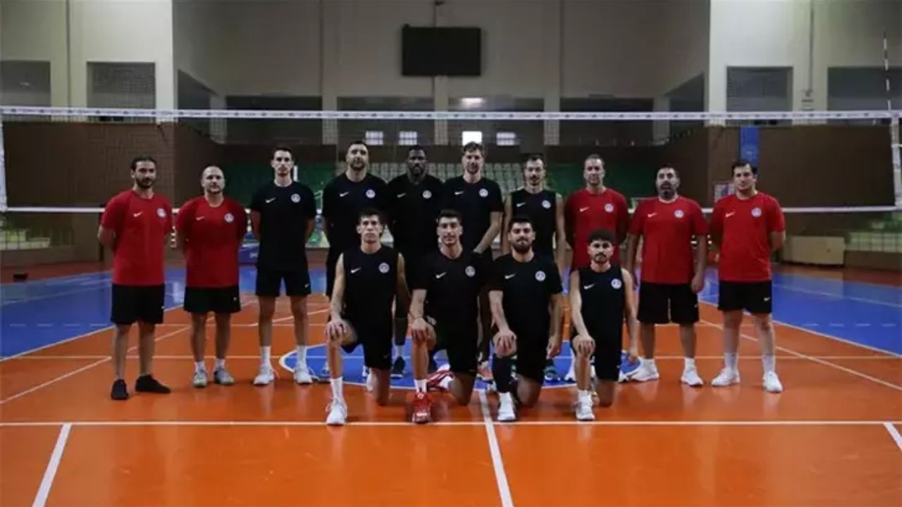 Akkuş Belediyespor, İstanbul BB maçı için antrenmana başladı