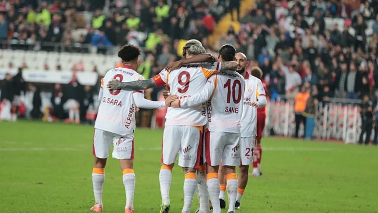 Galatasaray’a Transfer Sürprizi Zaniolo’nun Bonservisi Masada