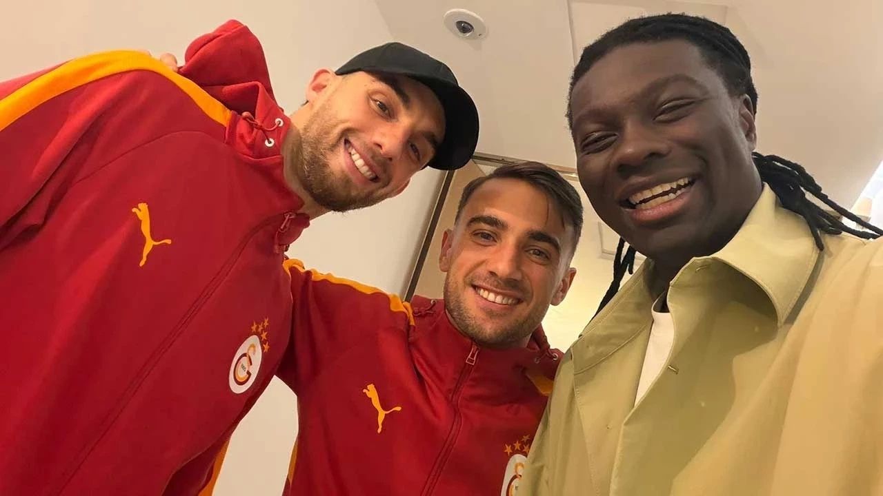 Gomis, Galatasaray’ın Monaco Kampına Sürpriz Ziyaret Gerçekleştirdi