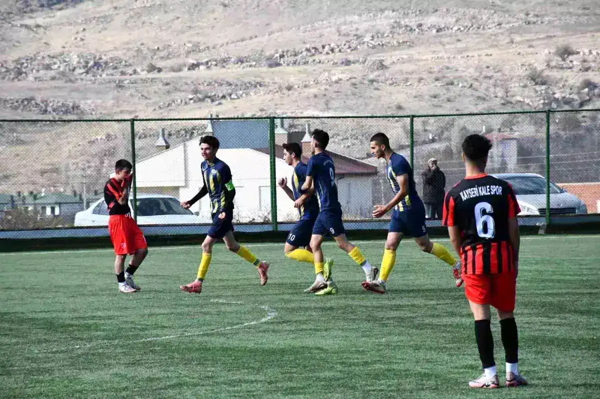 kayseri-u18-ligi-hacilar-erciyesspor-1kalespo-19311108_amp.jpg